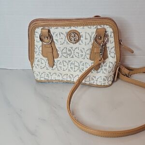 Giani Bernini Tan and White Crossbody Bag